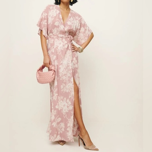 Reformation Dresses & Skirts - Reformation Winslow Floral Printed Wrap Long Maxi Dress in Charity M